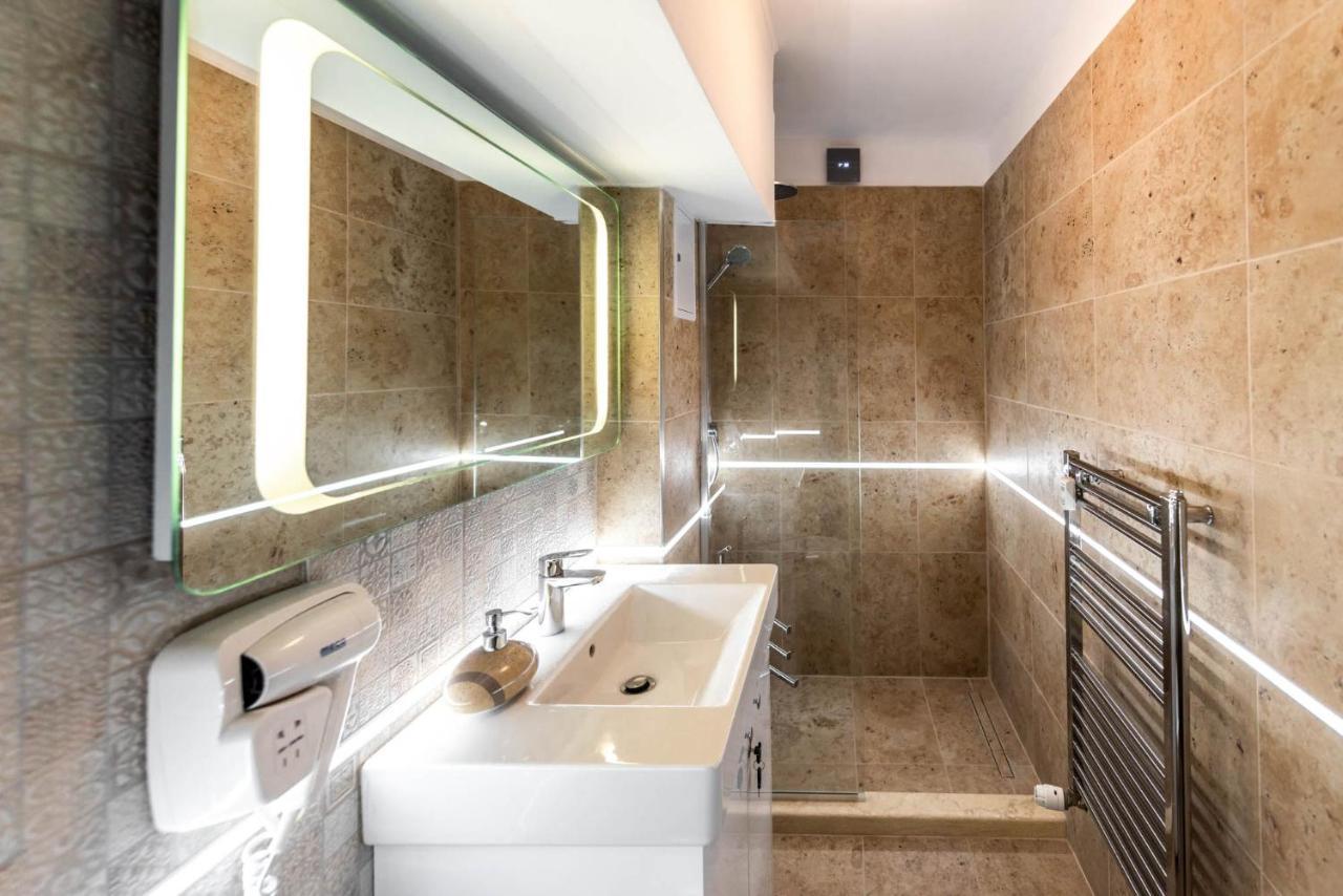 La Nueve Suite Brașov Exterior foto